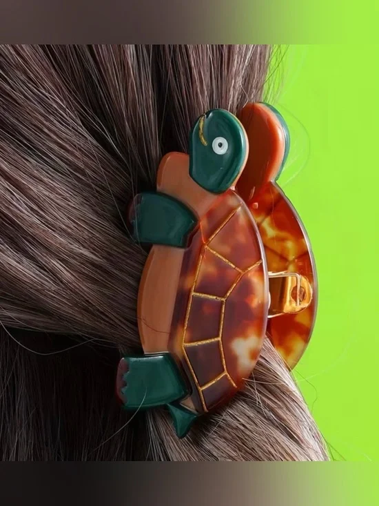 7/$70 Large Turtle Hair Clip Claw 🔖