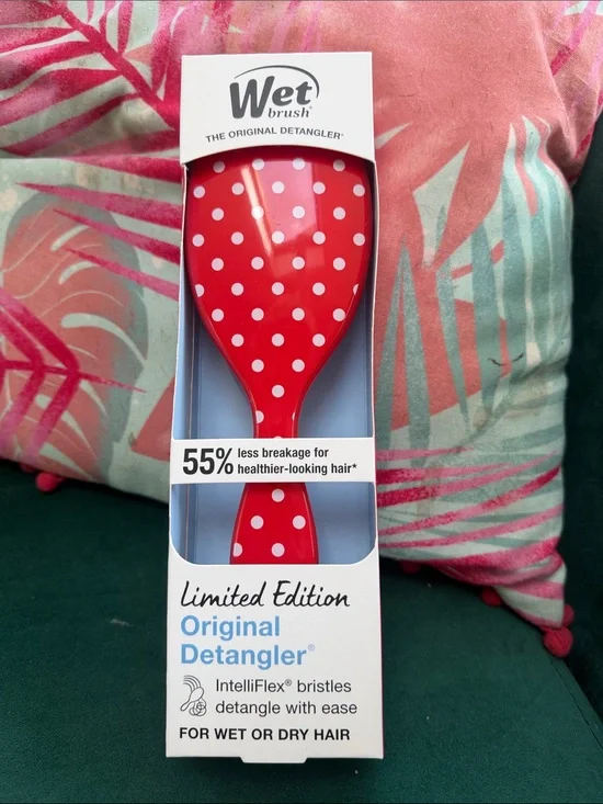Wet Brush Limited Edition Red Polka Dot Original Detangler