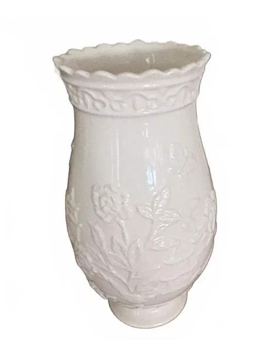 Chinoiserie Embossed White Ceramic Vase