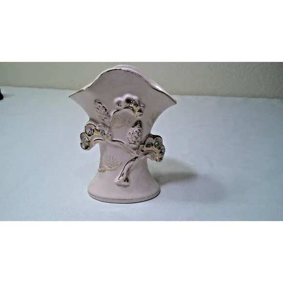 Tilso Vintage Bud Vase Light Pink with Gold Trim N7027 4