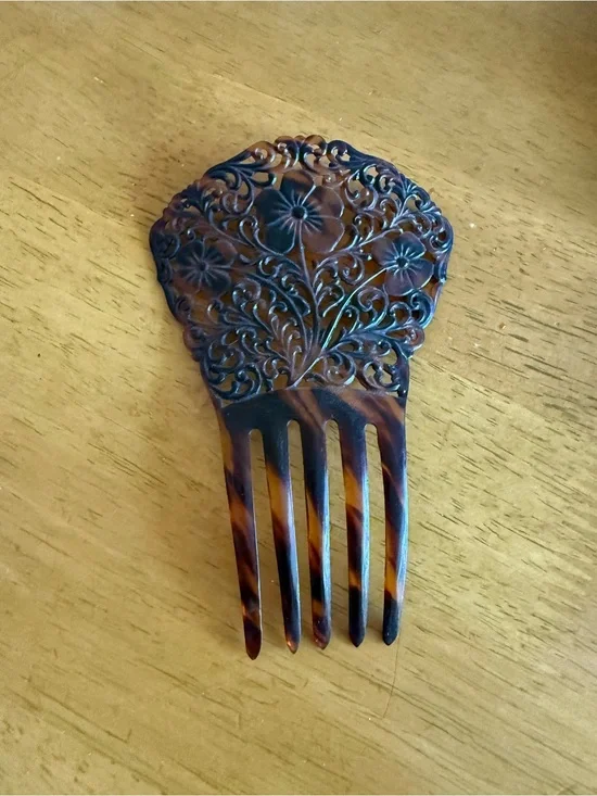 Tortoiseshell Floral Hair Comb - Brown Tortoise