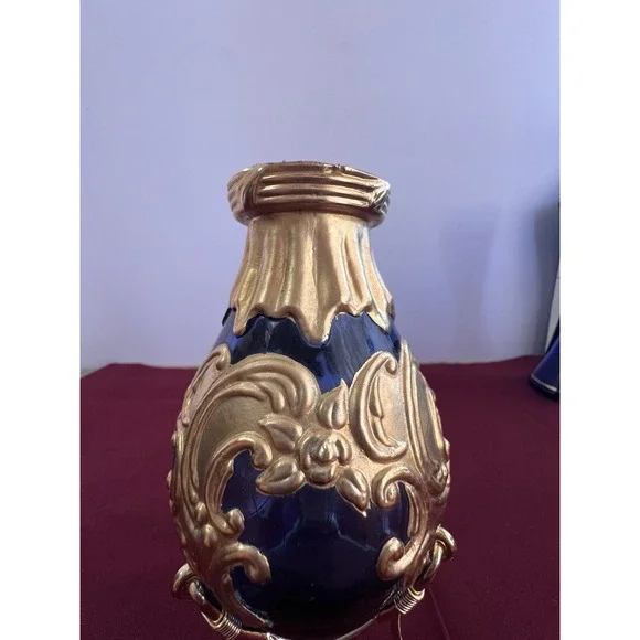 COLBALT BLUE BOHEMIAN EGG VASE ON METAL STAND‎ (1397)