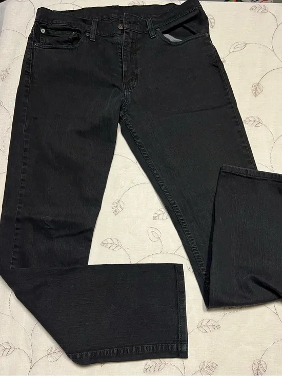 Levi's Black Straight-Leg Jeans