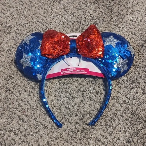 NWT Sequin Patriotic Minnie Mouse Ears