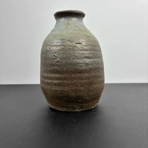 Vintage Japanese Bizen Pottery Tokkuri Sake Bottle Vase Wood Fired Wabi Sabi 5.5