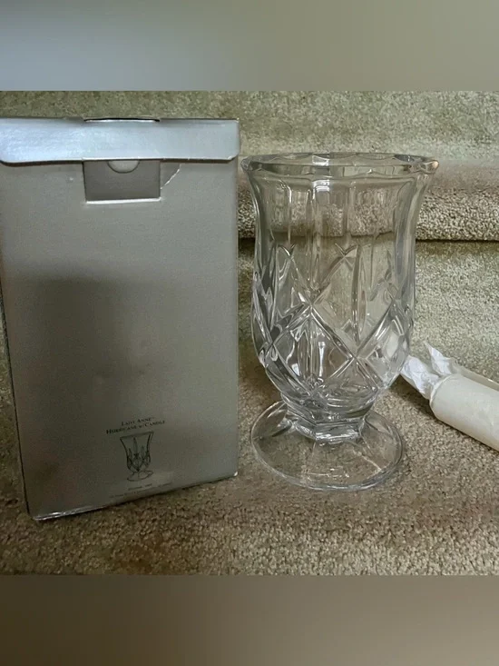 NWT VTG Gorham Lady Anne Crystal Hurricane Candle Holder/Vase w/ Box
