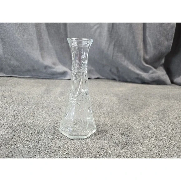 Vintage MCM Hoosier 4063-B Clear Cut Glass Small Bud Vase Starburst Pattern 6