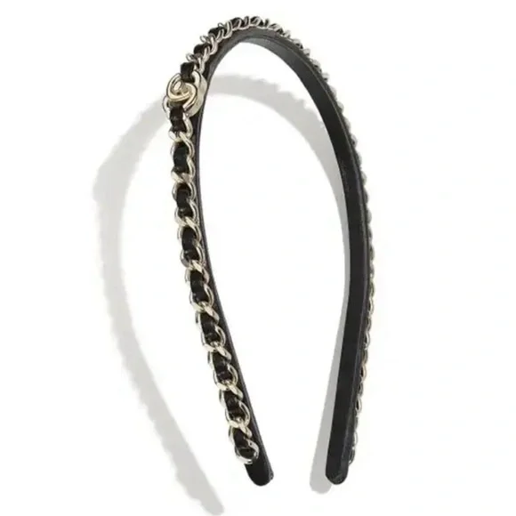 💯 % CHANEL CC Turnlock Chain Headband