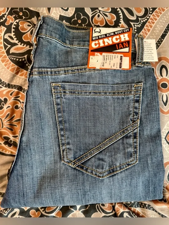 NWT mens Cinch Ian Slim Boot Cut Jeans — Medium Blue Denim SIZE 31x34