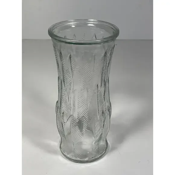 Vintage E O Brody‎ Clear Glass Feather and Dart Pattern Vase 8.5” Tall 1960’s