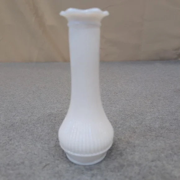 Vintage White Milk Glass Ribbed Bud Vase with Ruffled Rim