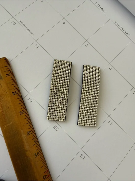 Rhinestone Rectangle Bar hair clip  - Silver Tone