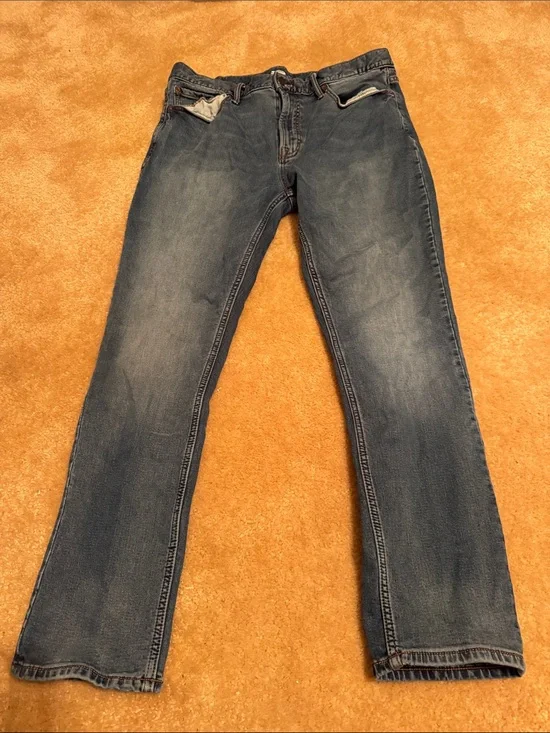 Old Navy Straight Leg Denim Jeans in Faded Blue Size 36 x 30