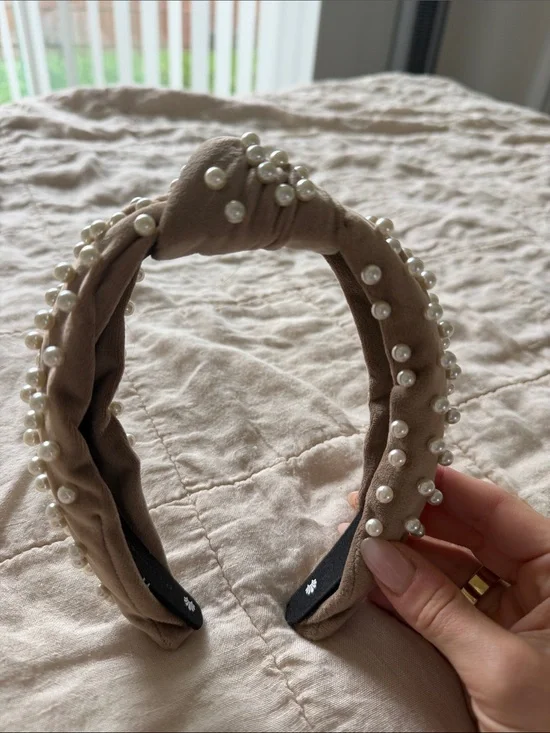 Lele Sadoughi Taupe Knotted Pearl Headband