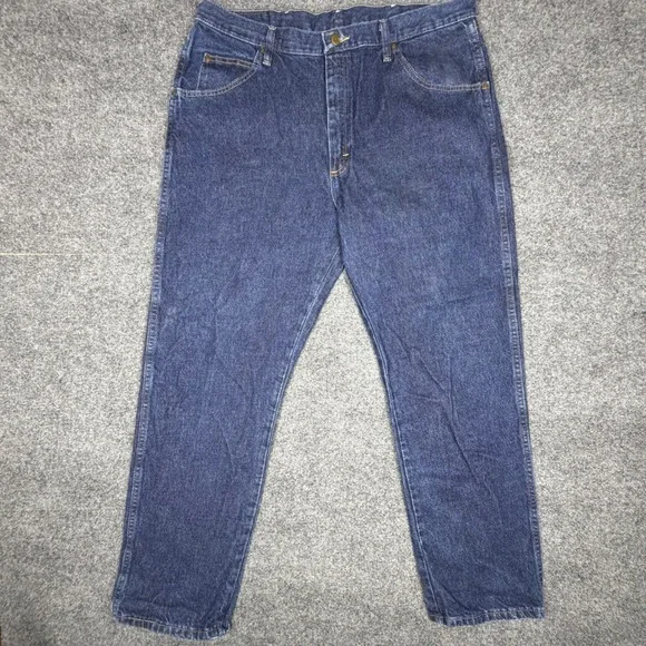 Wrangler Authentic Jeans Mens 38x30 Regular Fit Dark Wash Denim 96501MR