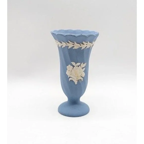 Vtg Wedgwood Jasperware Bud Vase 4