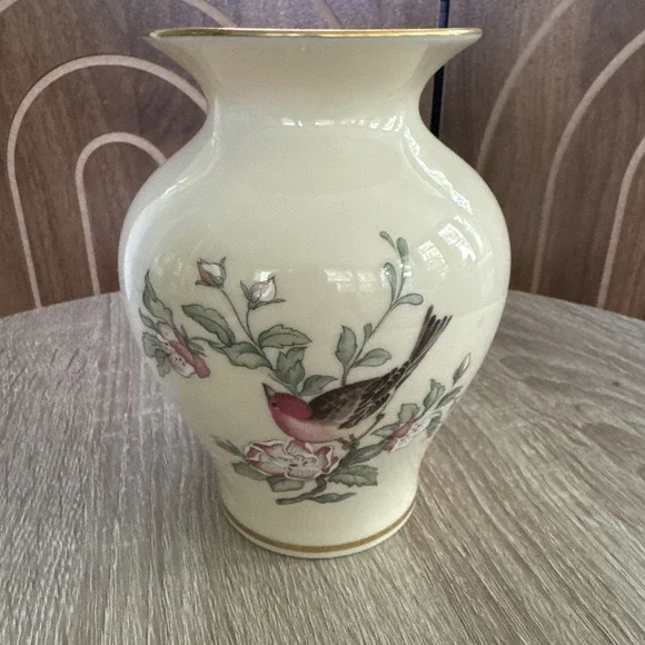 Lenox Vase 