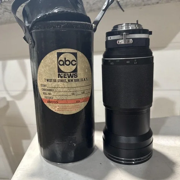 UPSILON F 300MM HUGE Camera LENS WITH CASE JAPAN Used By ABC NEWS