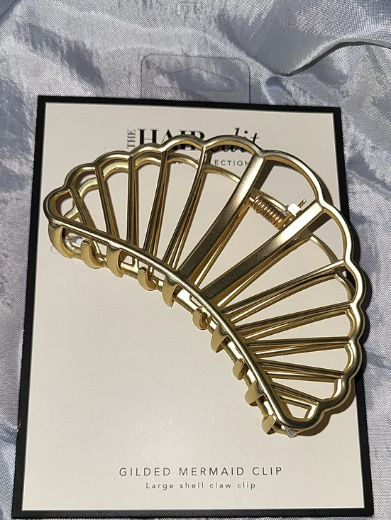 Gilded Mermaid Shell Hair Clip - Gold La