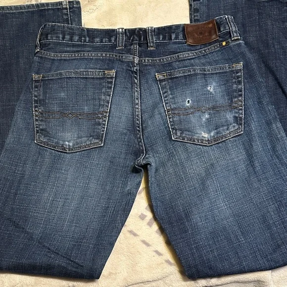 M1.   Lucky Brand Men's 361 vintage Straight Jeans - Blue 30 x 32