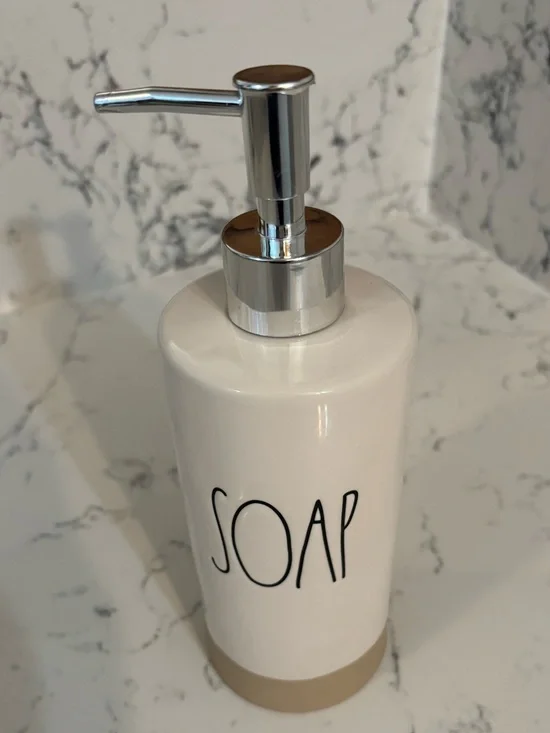Rae Dunn Artisan Soap Dispenser with Pump