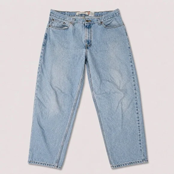 Vintage Levi's 560 Comfort Fit Mens 38x32 Light Wash Loose Denim Jeans