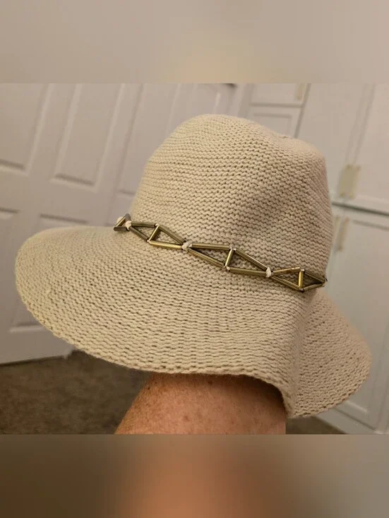 Bcbg Generation Cream Braided Straw Fedora Hat with Gold Accent. NWT