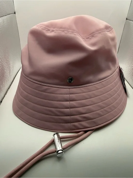 Lululemon Nylon Bucket Hat Women Pink Bucket Hat with Chin Cord Make Up Blemish