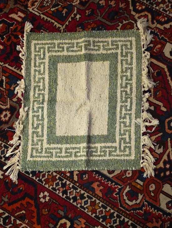 NWOT Handwoven Greek Cotton Green and Cream Bath Mat with Fringe