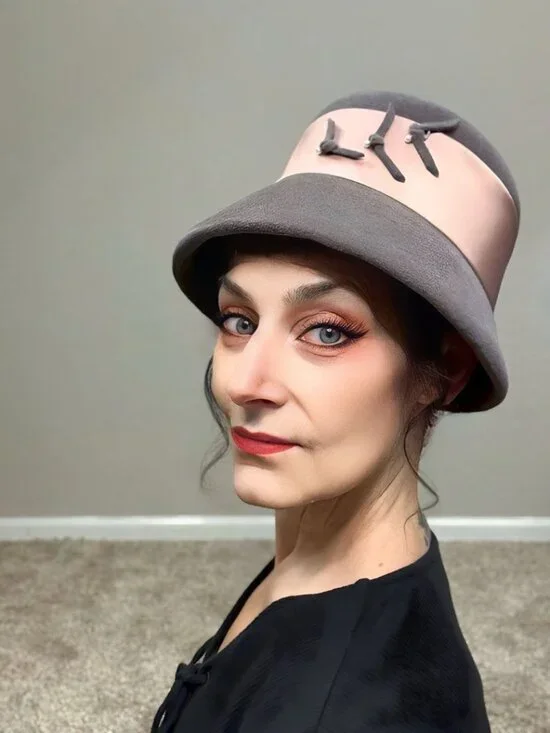 1920s Gray Felt & Pink Satin Bucket Hat Marshall Fields Deadstock NWOT Flapper