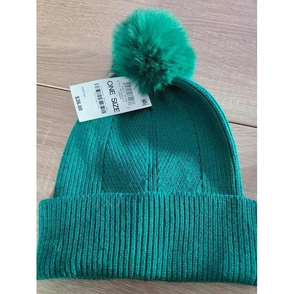 On 34th Green Ribbed Knit Faux Fur Pom Pom‎ Beanie Hat MO1542402 One Size NWT