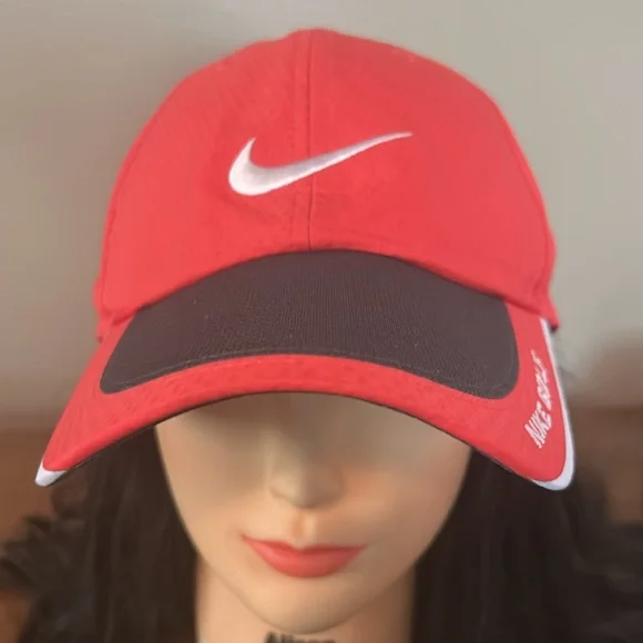 NIKE Golf Cap