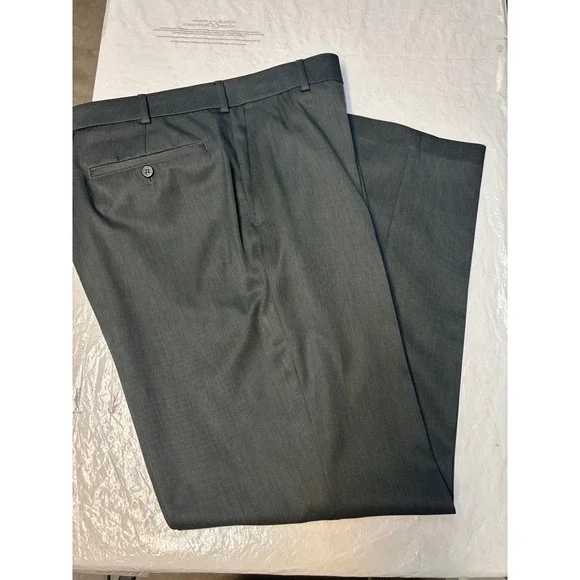 Van Heusen Traveler Pants Men's 38X32 Non‎ Iron