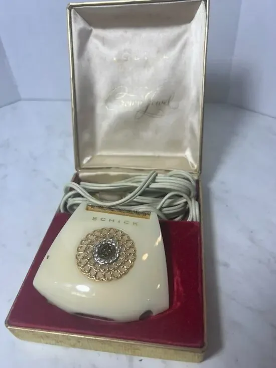 VINTAGE LADY SCHICK CROWN JEWEL MODEL 100 ELECTRIC RAZOR SHAVER USA w/cord etc