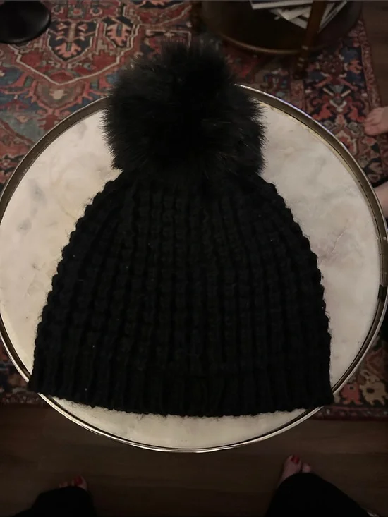Kyi Kyi Canada Black Pom Pom Knit Beanie - Women Accessories