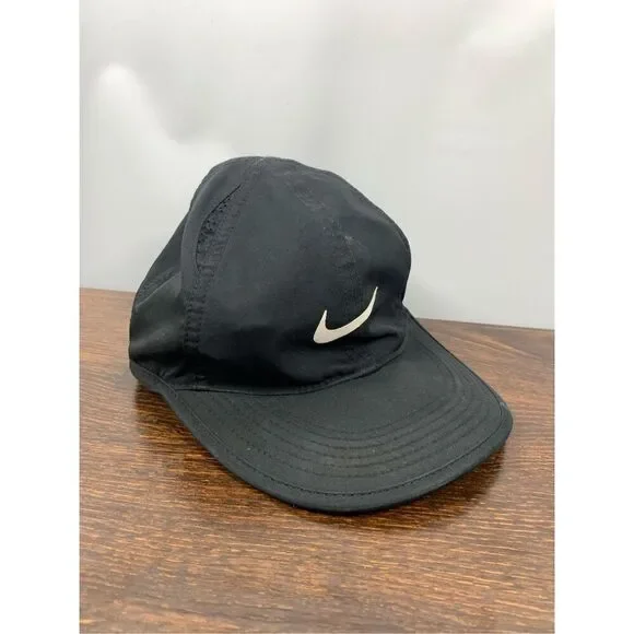 Nike Dri Fit Featherlight Baseball Cap One Size