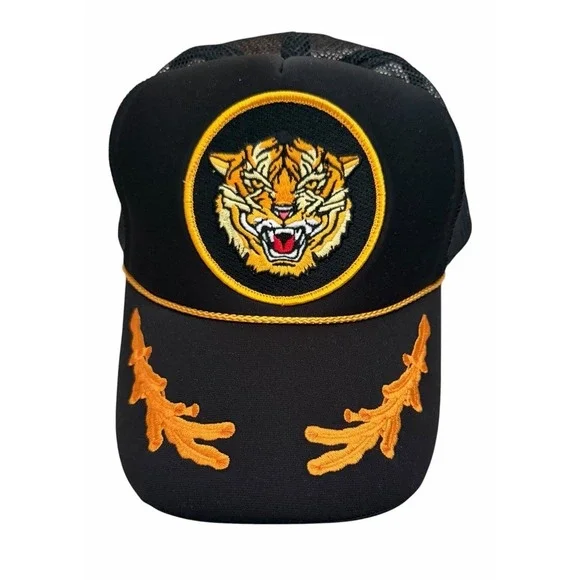 Aviator Nation Dreamland Tiger Vintage Low Rise Trucker Hat Black Leaf