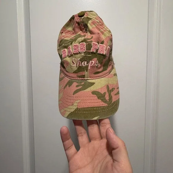 Bass Pro Shops Womens Baseball Cap Pink Camouflage Embroidered Logo One‎ Size