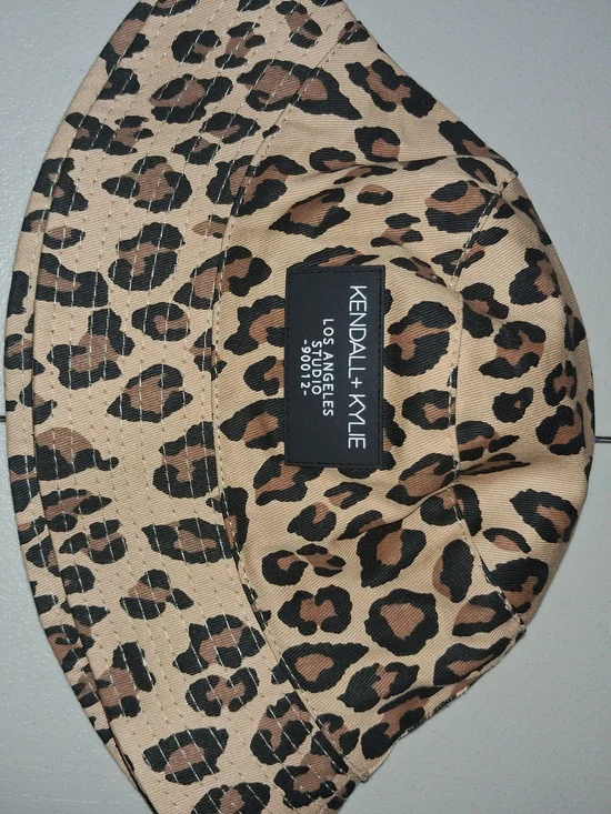 Kendall & Kylie Leopard Print Bucket Hat - Beige, Black & Brown