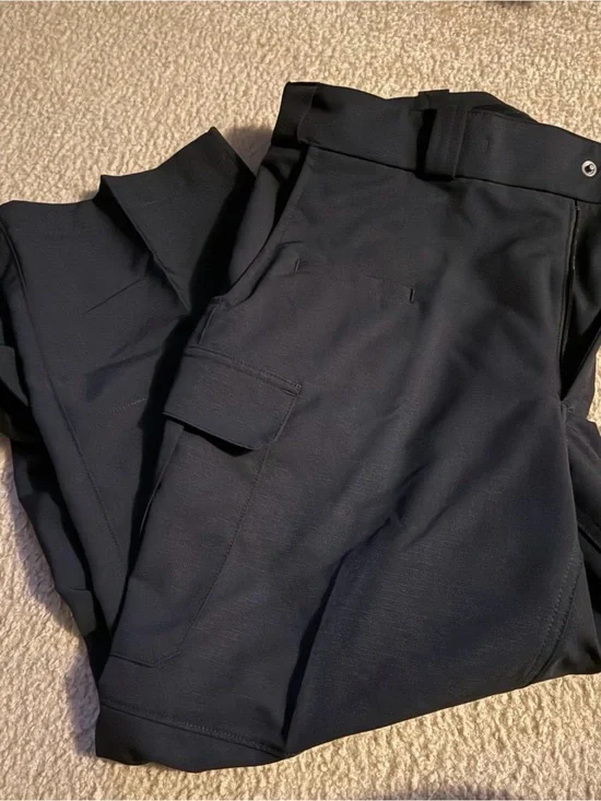 Men's dark navy pants
