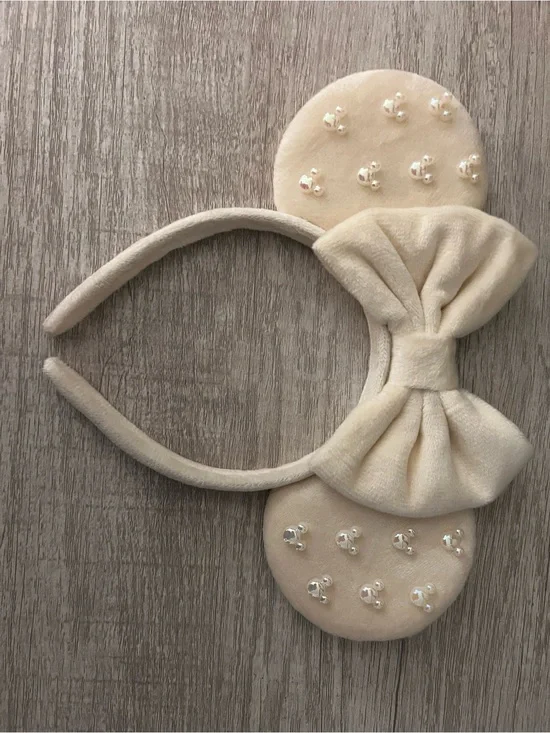 Pearl-Embellished Velvet bridal Minnie Ear Headband - Cream