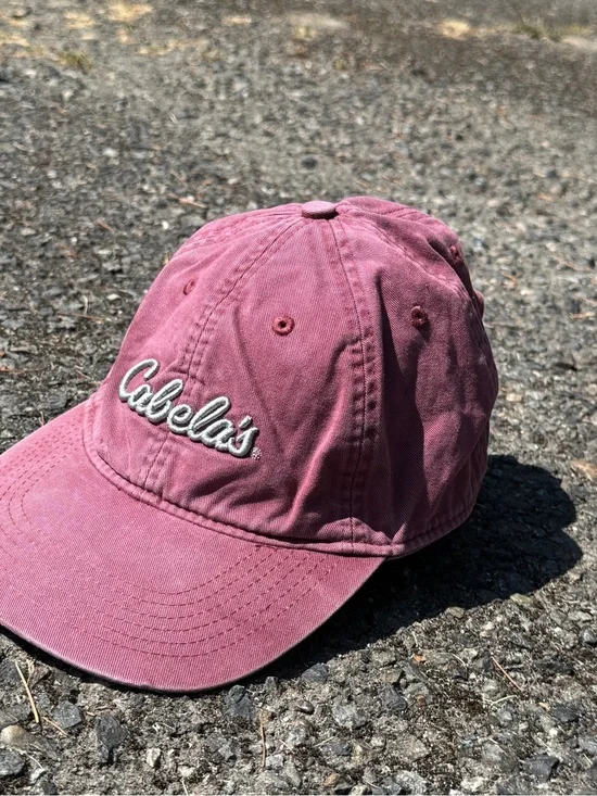 Cabela's Mauve hat with Embroidered Logo