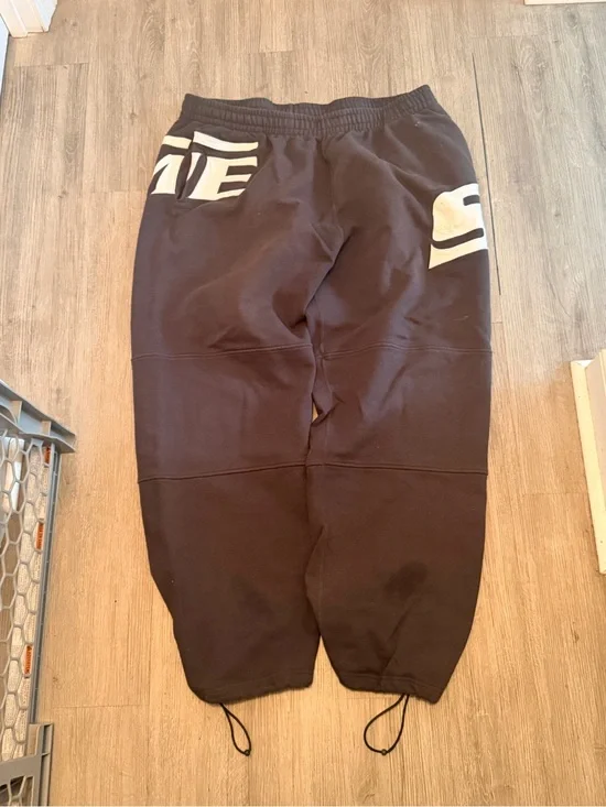 grey Supreme Sweatpants SS24