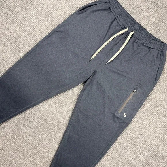 Vuori Sunday Performance Jogger Mens Large Charcoal Gray DreamKnit Pants V416-30