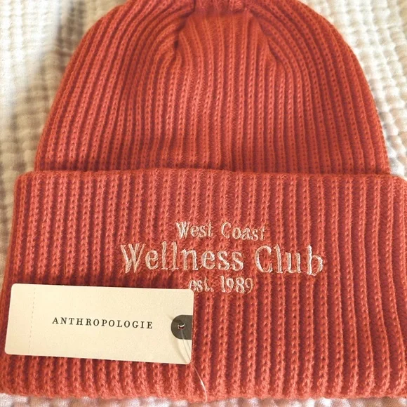 3 for 30$ Anthropologie Coral Rib Knit Beanie NWT