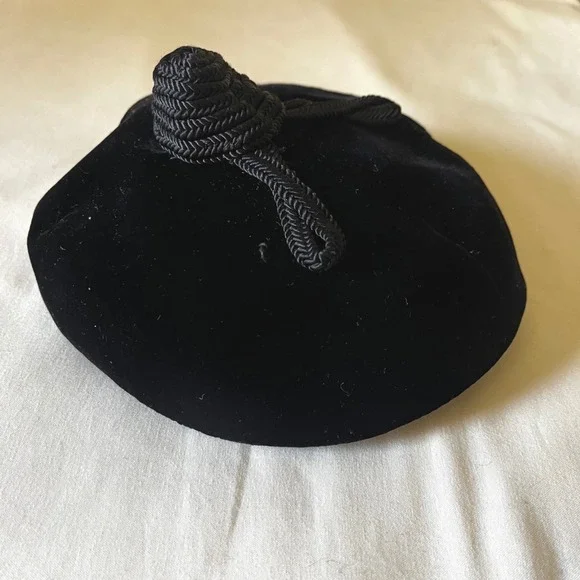Vintage Debbie Black Velvet Fascinator Halo Hat Braided Knot Cocktail 1950s