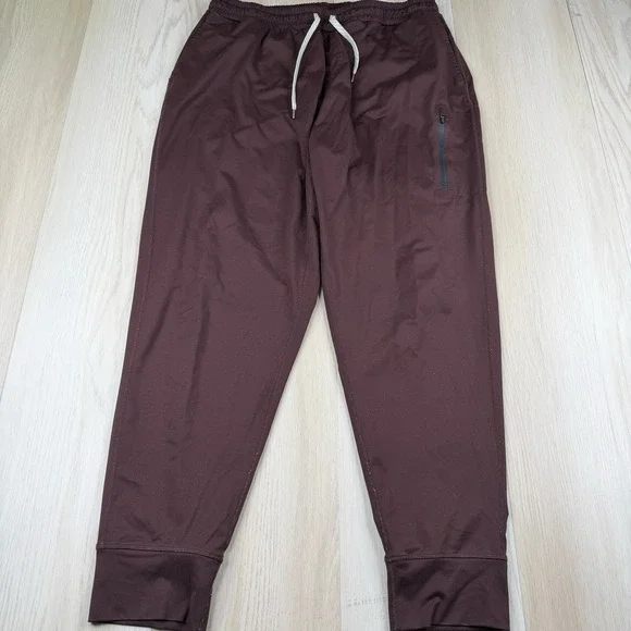 Vuori Sunday Performance Joggers Men's XXL Wicking Comfort Soft Athletic V416