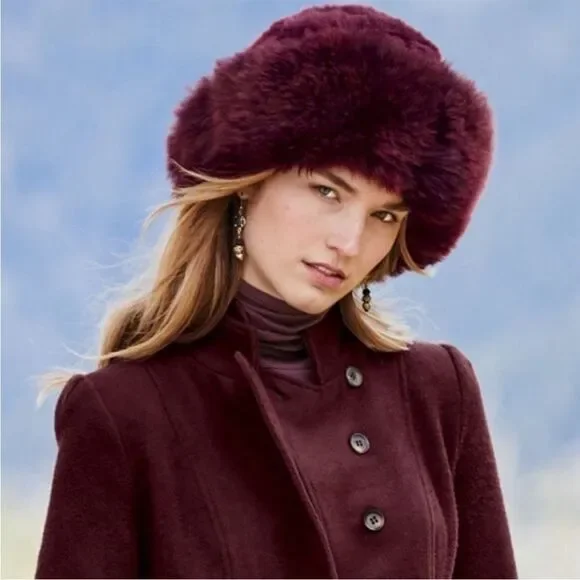 Alpaca fur hat Red