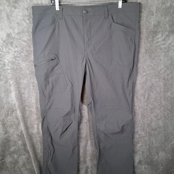 Eddie Bauer Rainier Cargo Pants Men Size 38x32 Gray Straight UPF DWR Fits 40x32