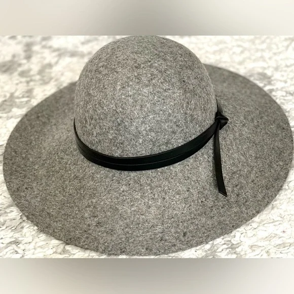 ‼️RARE‼️🎸NORDSTROM🎸🔥NWT🔥Floppy Wool Hat in Heather Grey/Black